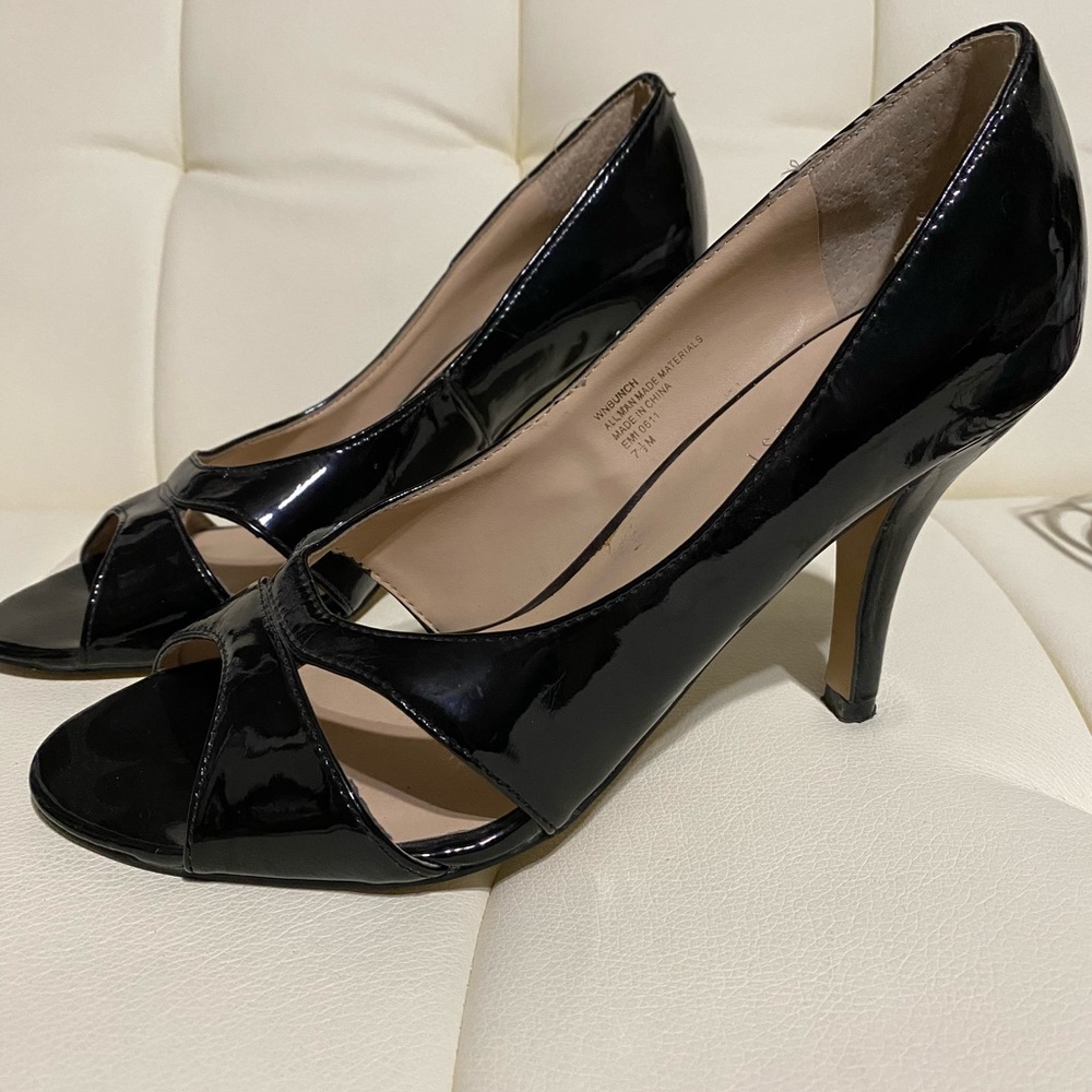 Nine West heel